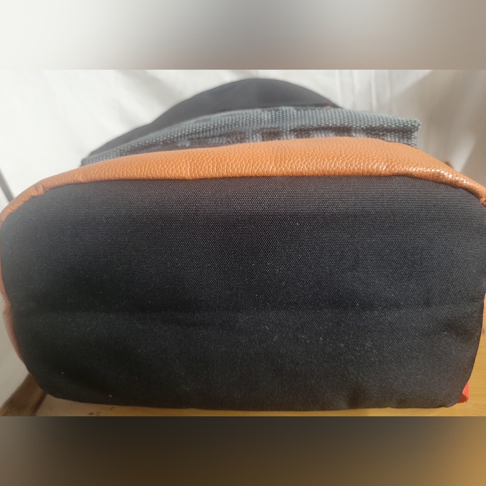 JDM BRIDE RACING BACKPACK WITH ORANGE RACING HARNESS ADJUSTABLE SHOULDER STRAPS - Picture 7 of 7